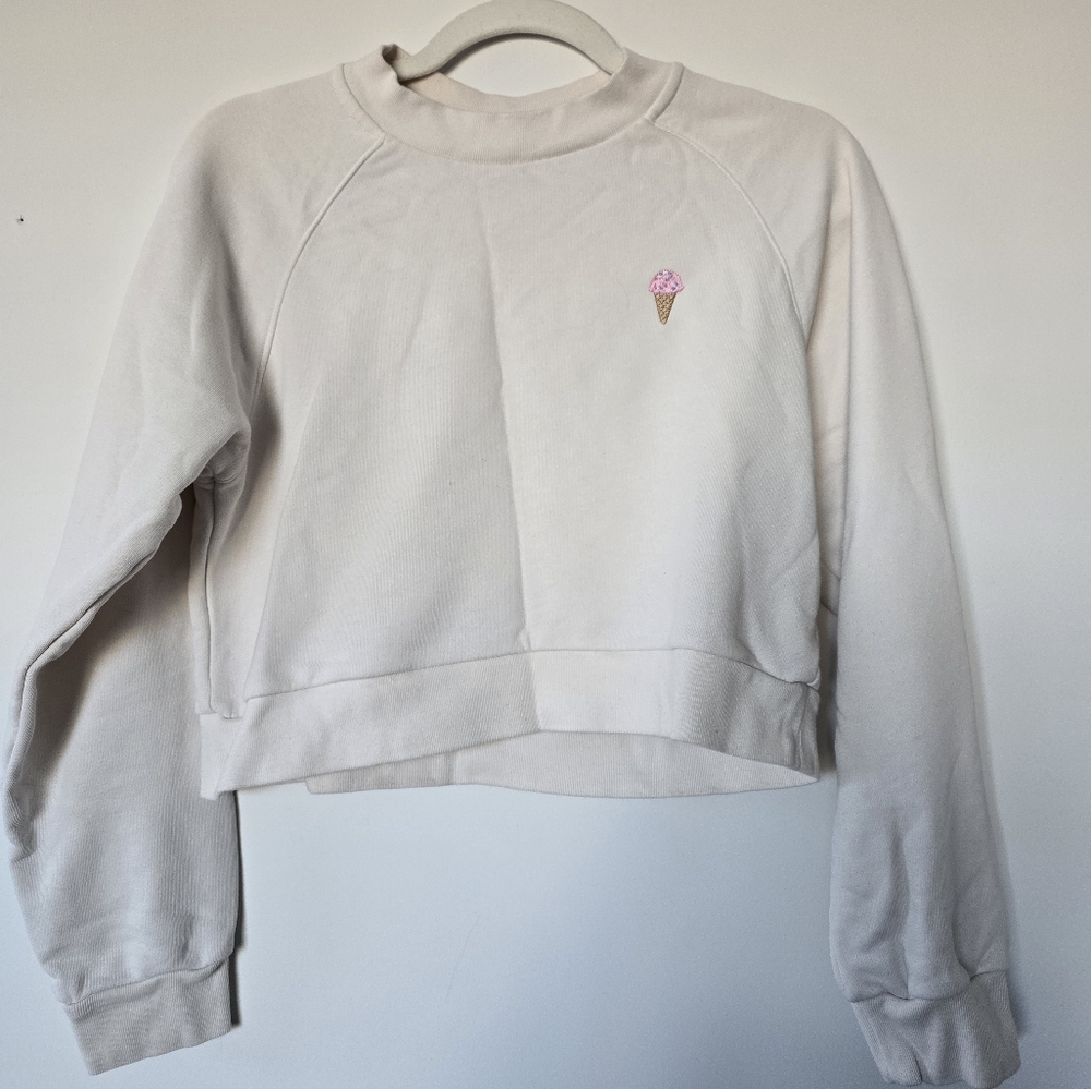 Aritzia white cropped hoodie